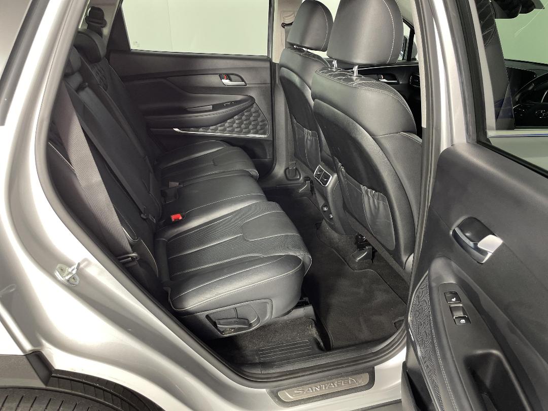 Photo '20' of Hyundai Santa FE