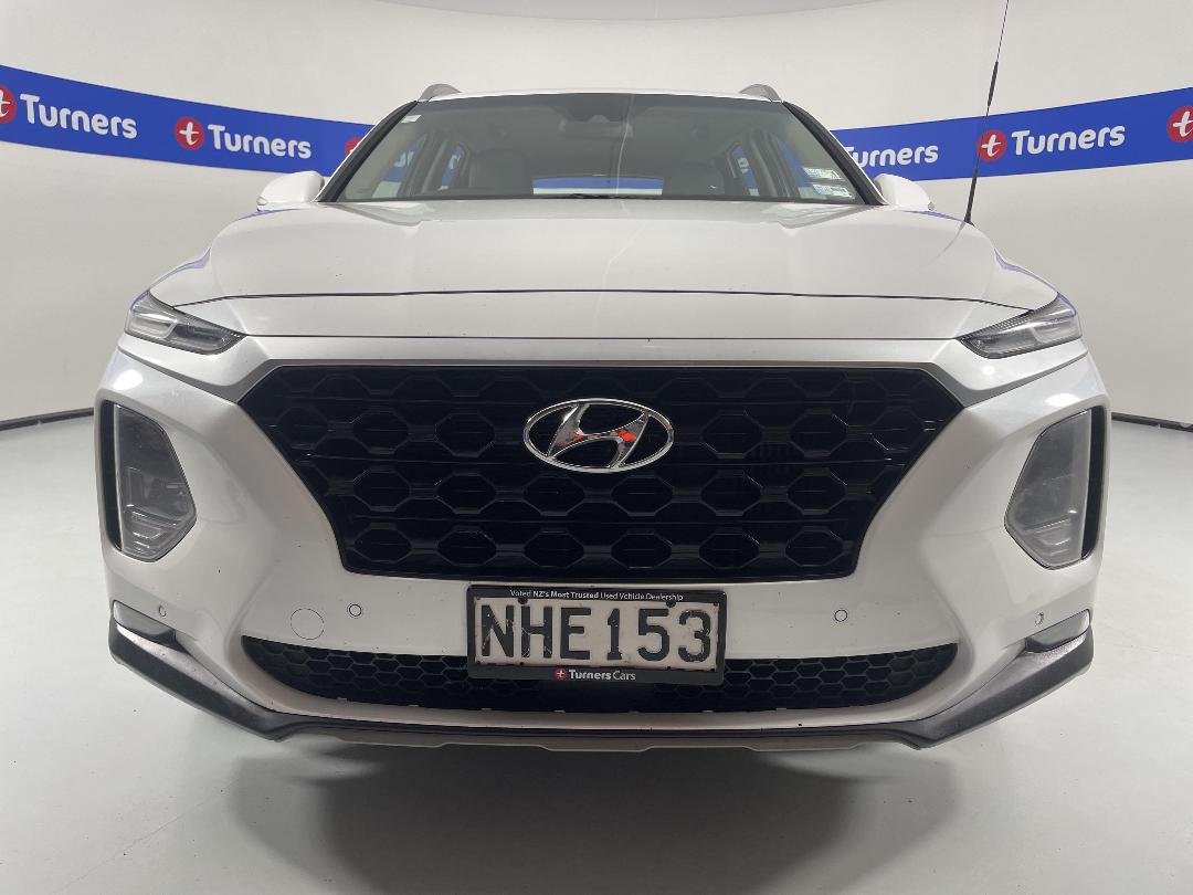 Photo '2' of Hyundai Santa FE Photo '2' of Hyundai Santa FE