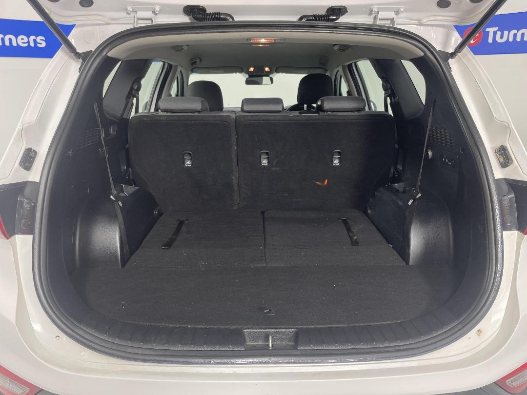 Photo '14' of Hyundai Santa FE Photo '14' of Hyundai Santa FE