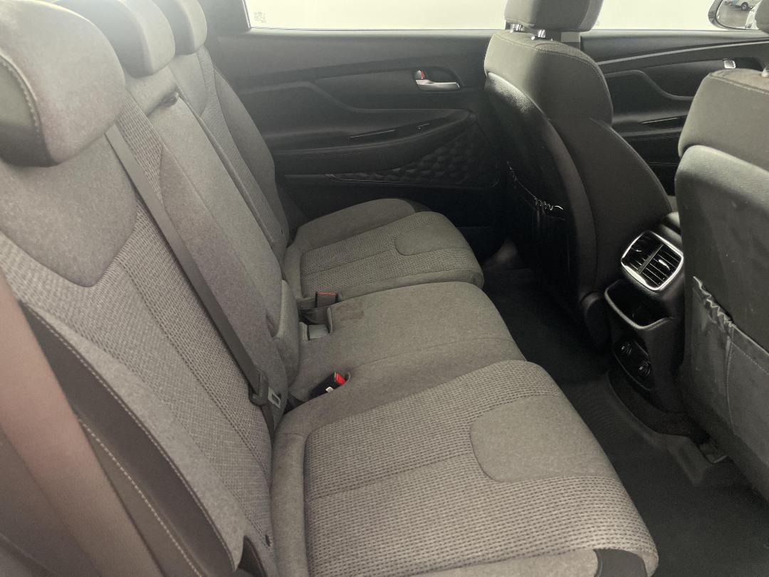 Photo '20' of Hyundai Santa FE Photo '20' of Hyundai Santa FE