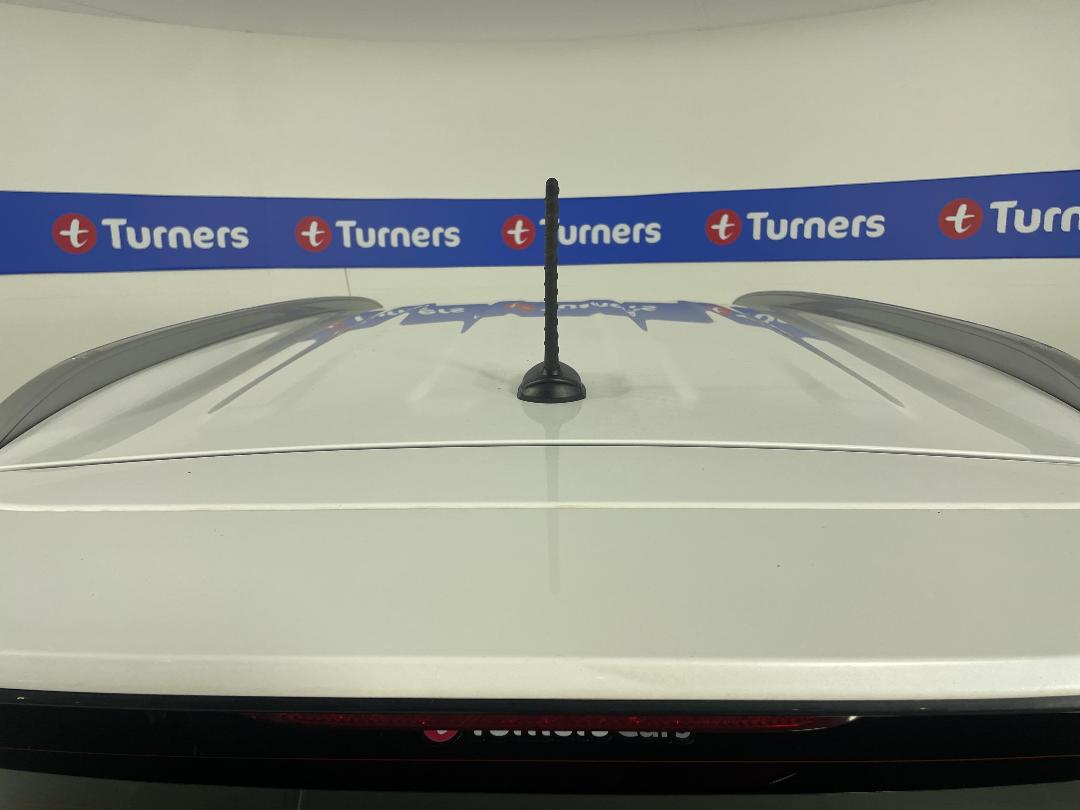 Photo '32' of Hyundai Santa FE Photo '32' of Hyundai Santa FE