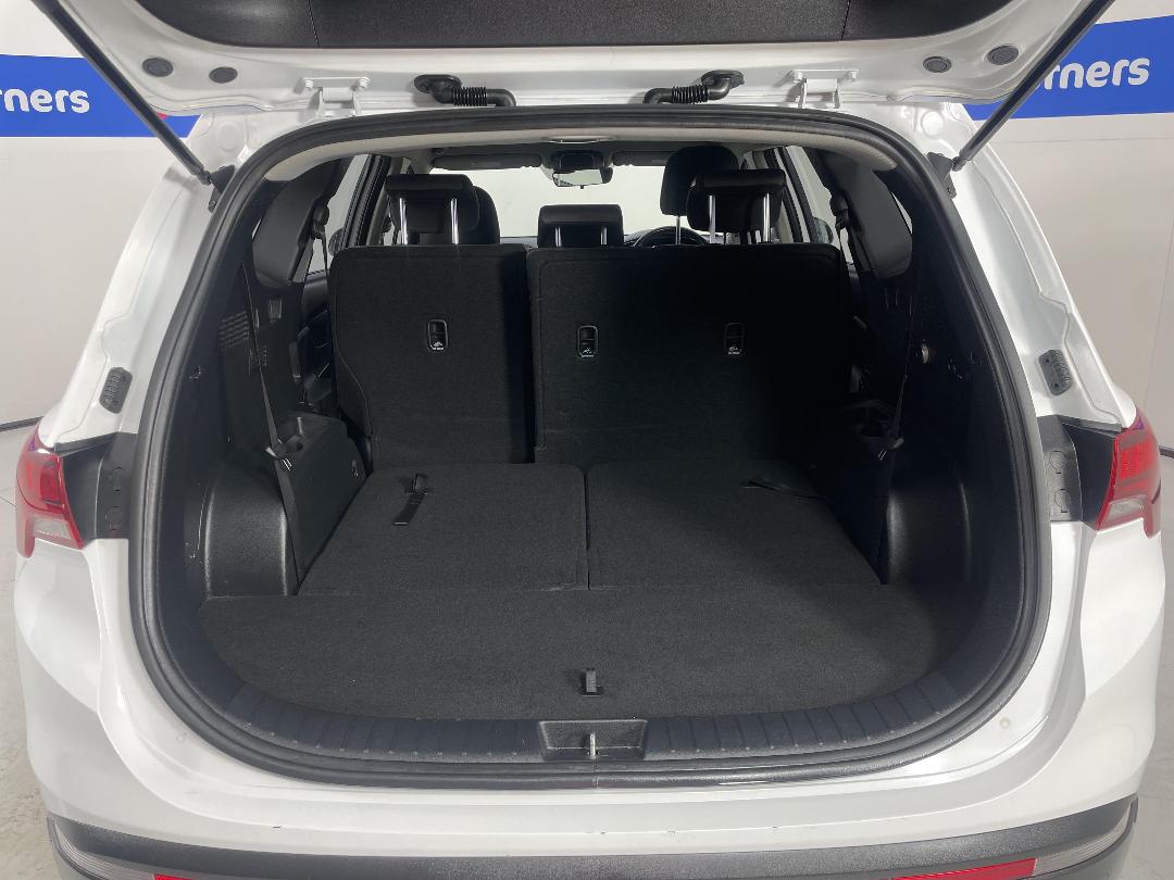 Photo '14' of Hyundai Santa FE