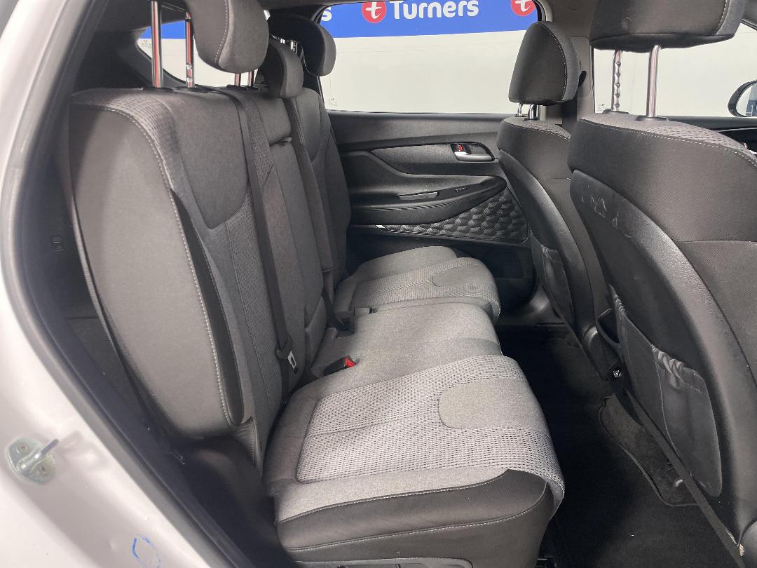 Photo '20' of Hyundai Santa FE