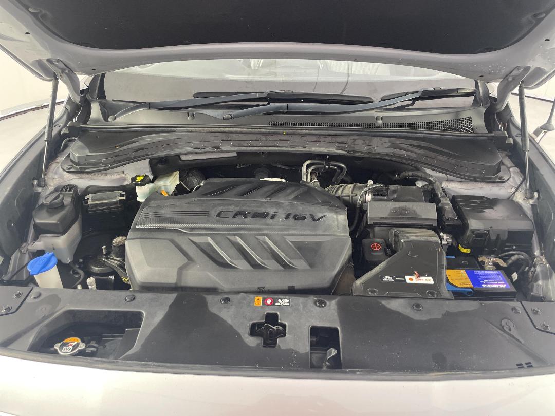 Photo '13' of Hyundai Santa FE