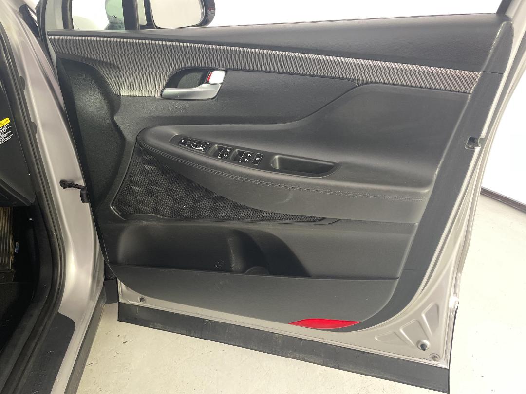 Photo '15' of Hyundai Santa FE