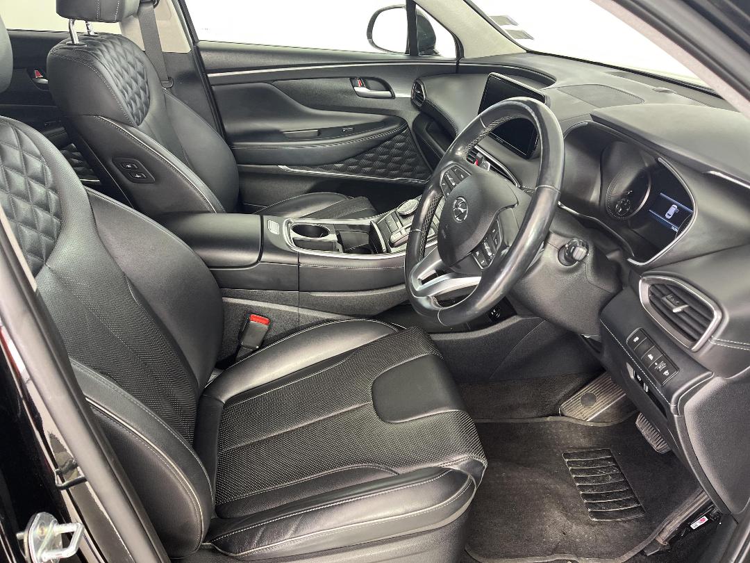 Photo '16' of Hyundai Santa FE Photo '16' of Hyundai Santa FE