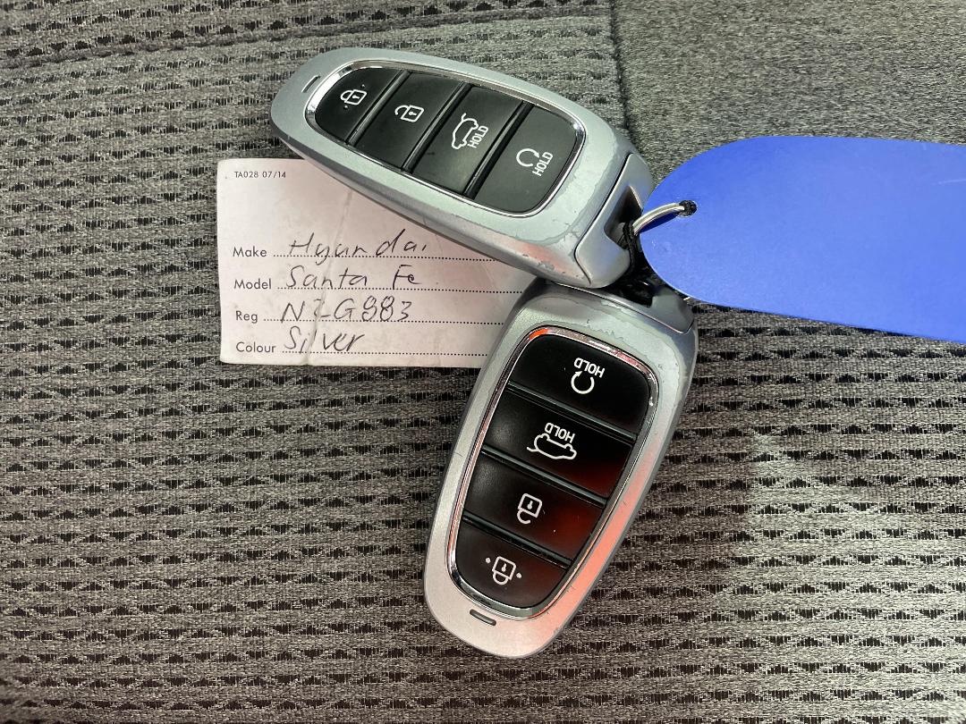 Photo '22' of Hyundai Santa FE Photo '22' of Hyundai Santa FE