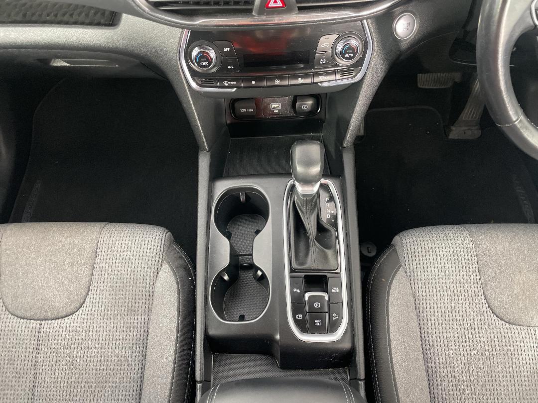 Photo '18' of Hyundai Santa FE Photo '18' of Hyundai Santa FE