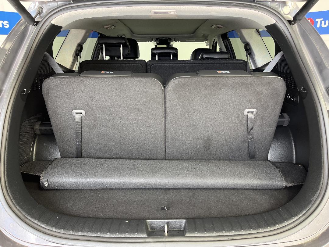 Photo '14' of Hyundai Santa FE