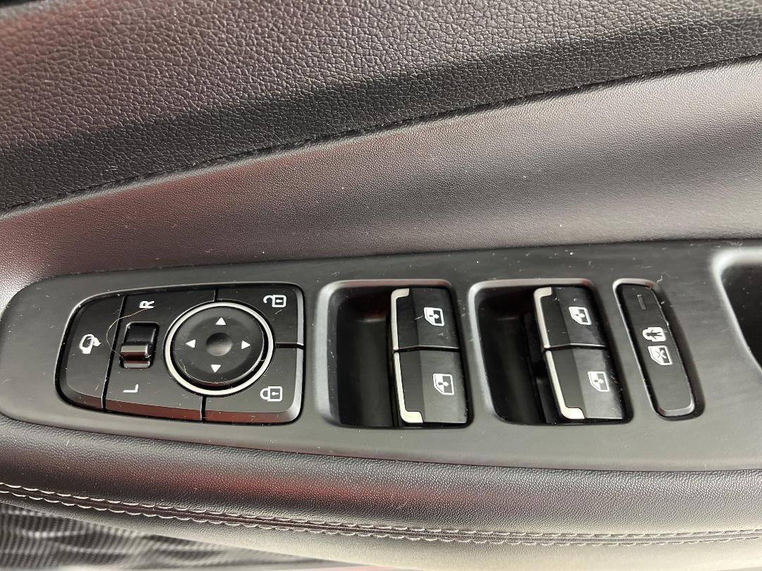 Photo '27' of Hyundai Santa FE Photo '27' of Hyundai Santa FE