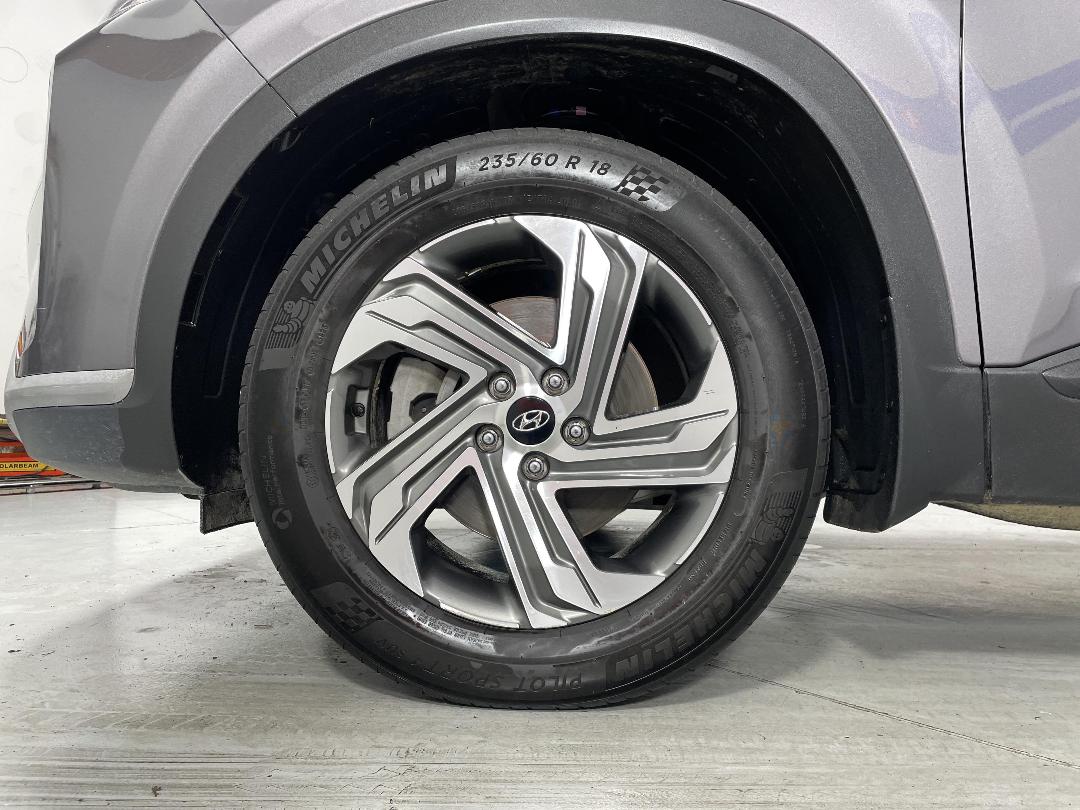 Photo '10' of Hyundai Santa FE