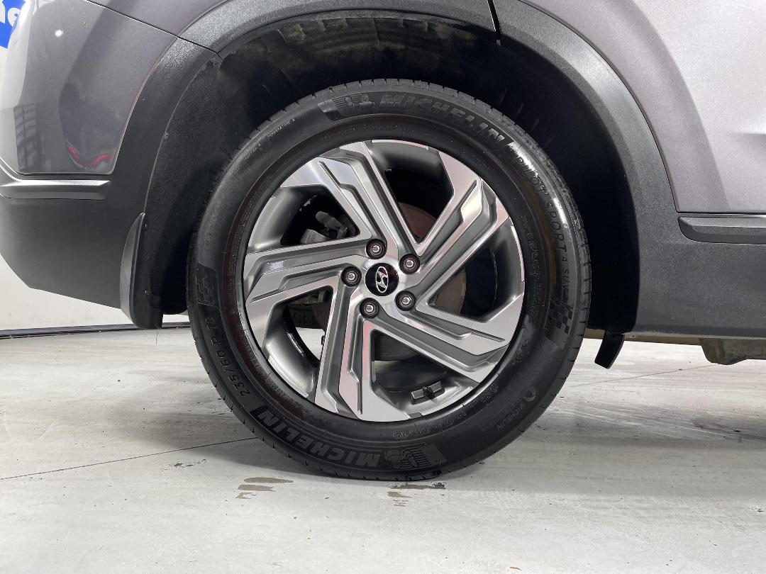 Photo '12' of Hyundai Santa FE