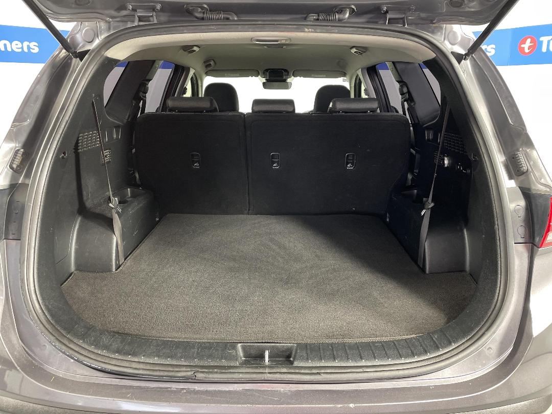 Photo '14' of Hyundai Santa FE