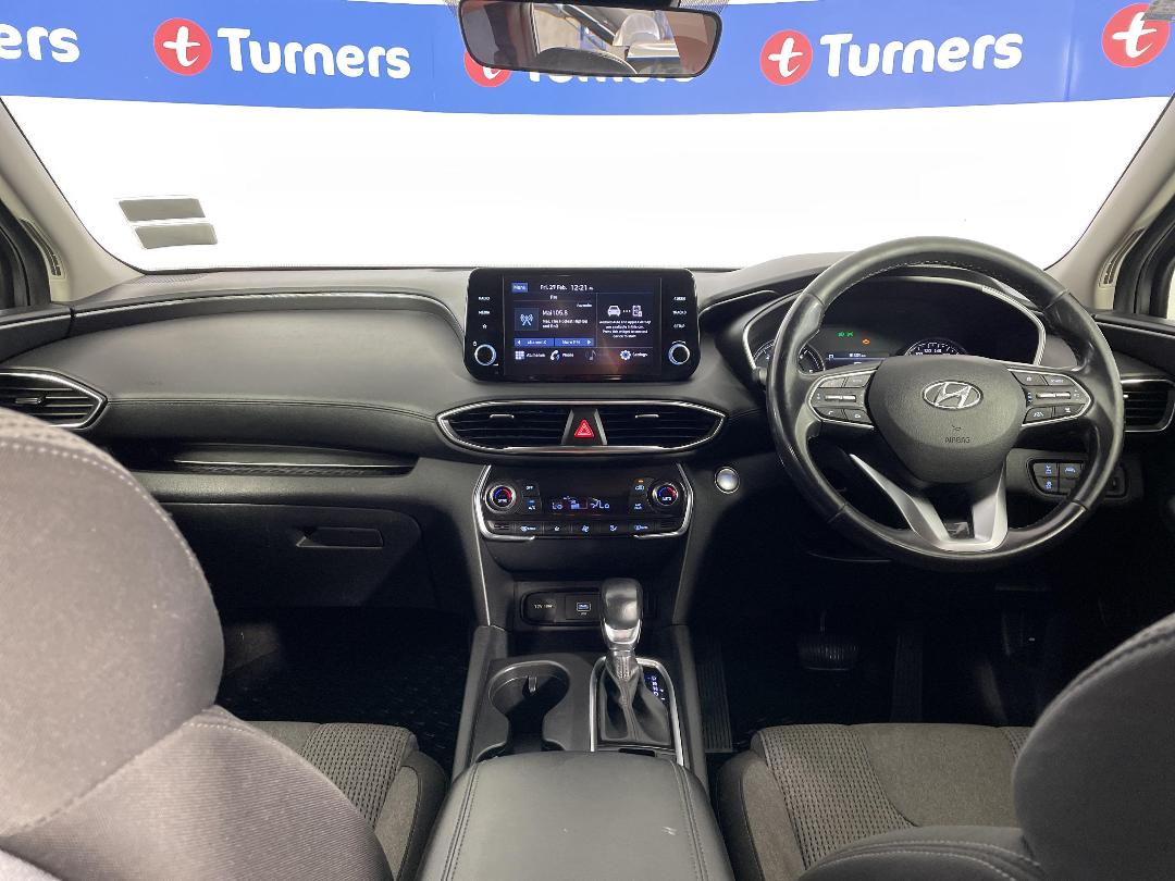 Photo '17' of Hyundai Santa FE