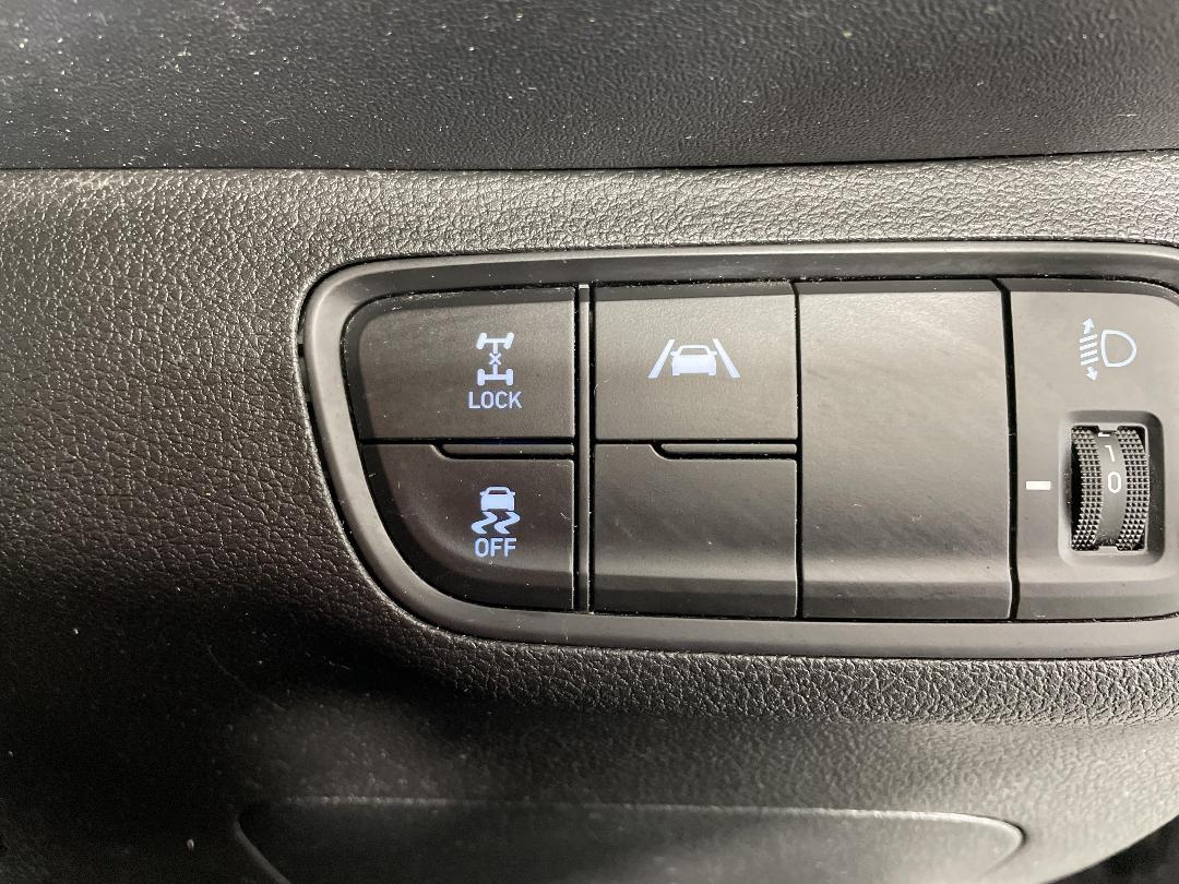 Photo '36' of Hyundai Santa FE