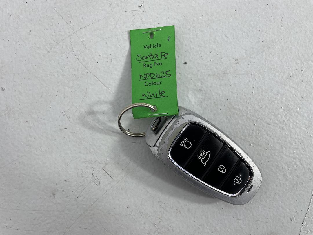 Photo '22' of Hyundai Santa FE