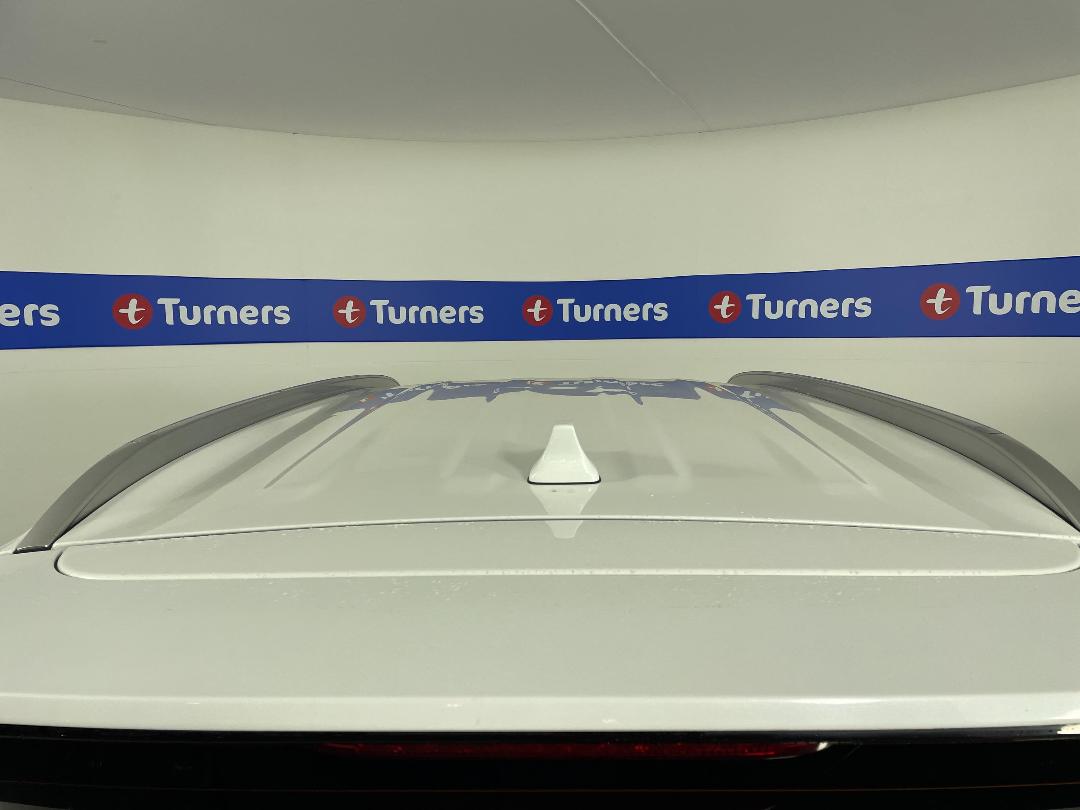 Photo '32' of Hyundai Santa FE