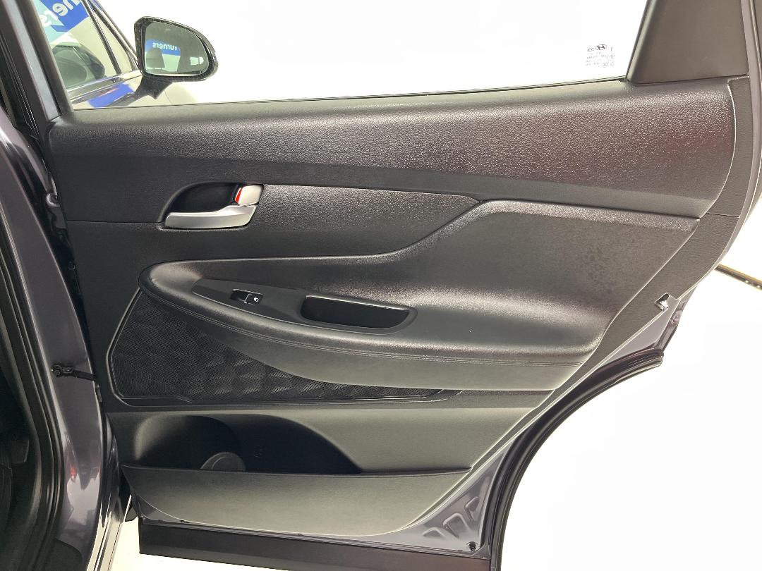 Photo '19' of Hyundai Santa FE