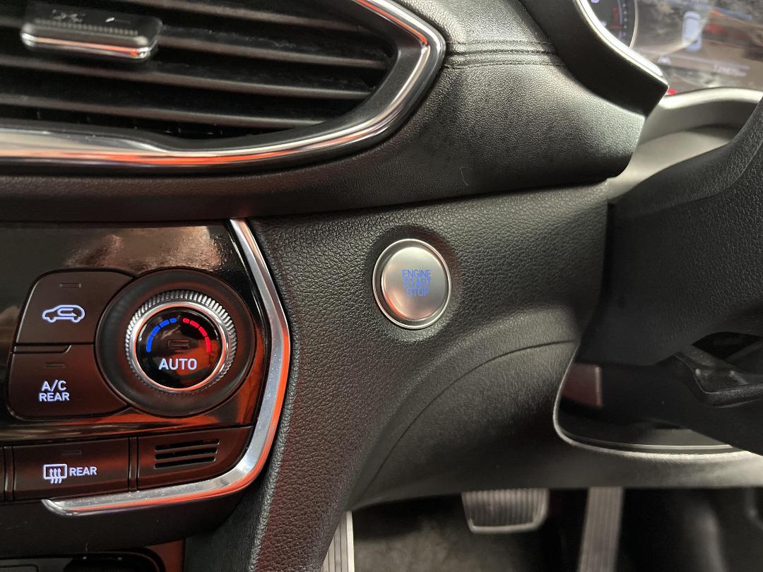 Photo '27' of Hyundai Santa FE