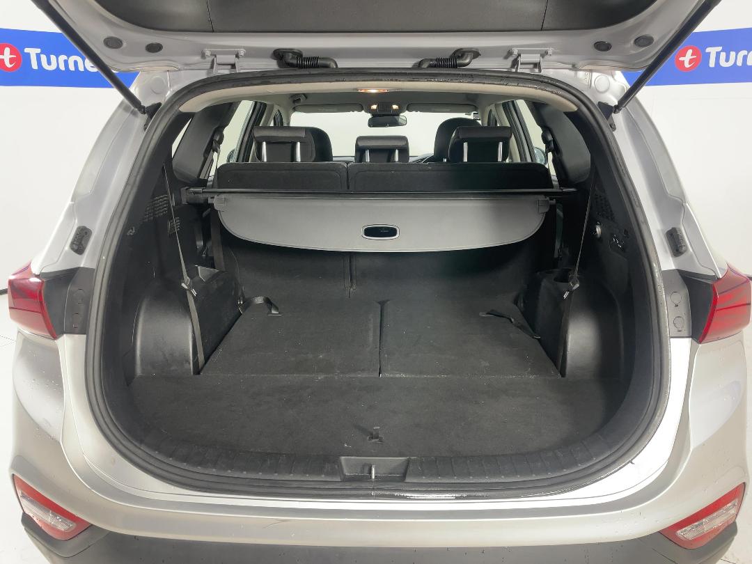 Photo '14' of Hyundai Santa FE