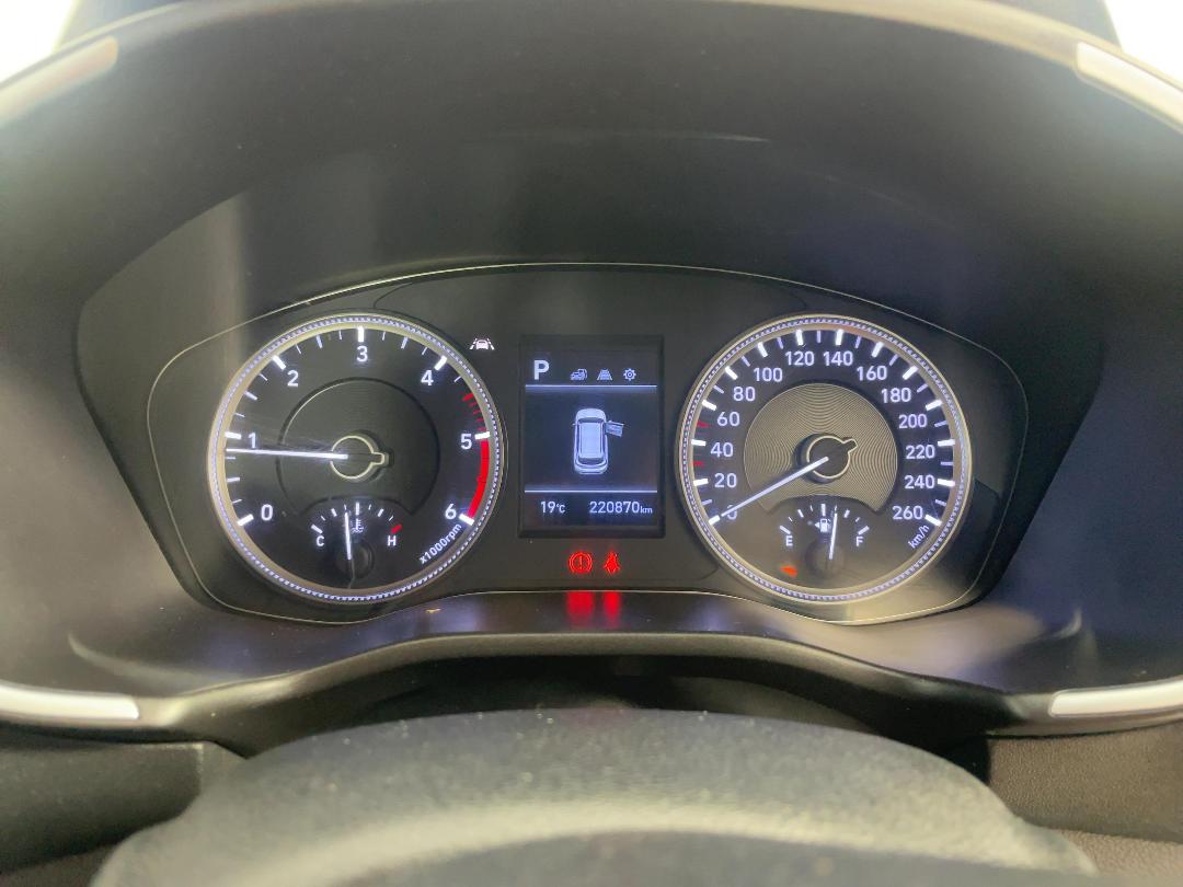 Photo '21' of Hyundai Santa FE