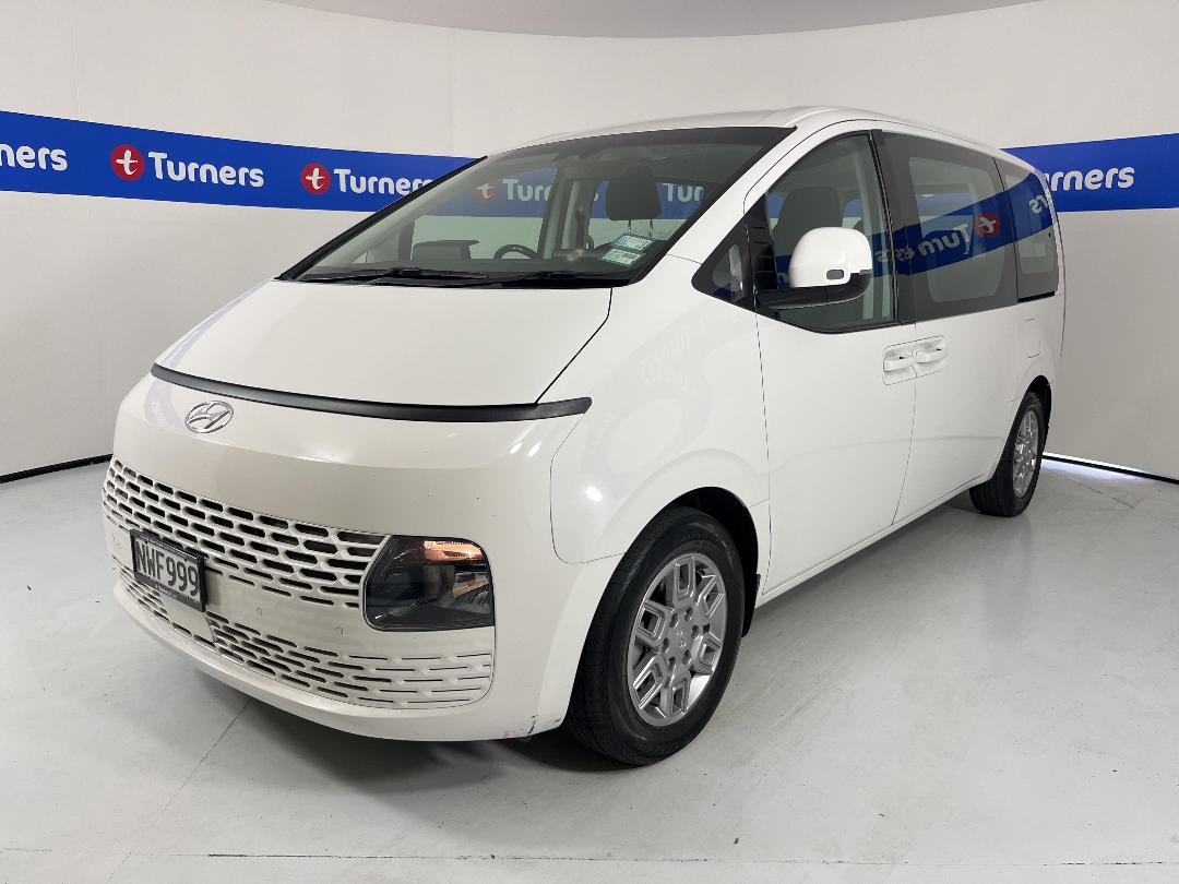 Photo '4' of Hyundai Staria Photo '4' of Hyundai Staria