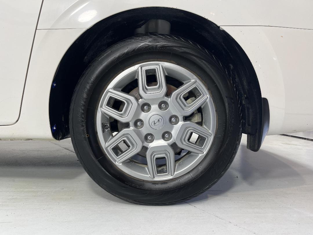 Photo '11' of Hyundai Staria Photo '11' of Hyundai Staria