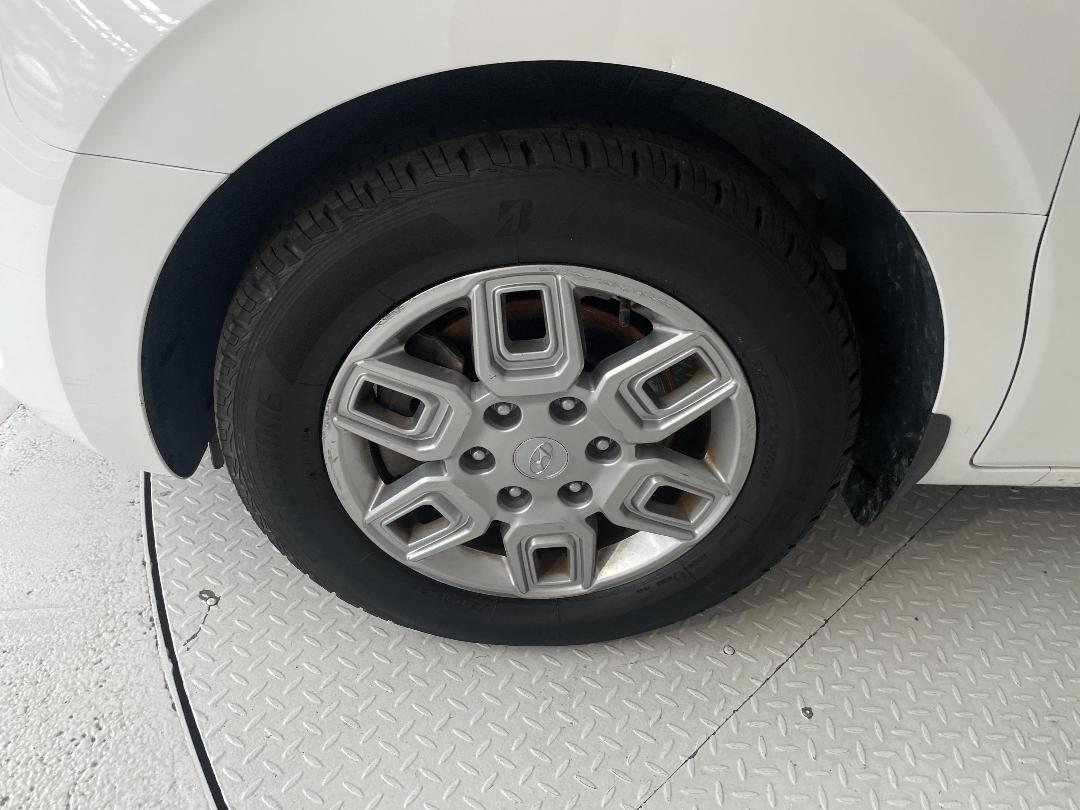 Photo '10' of Hyundai Staria