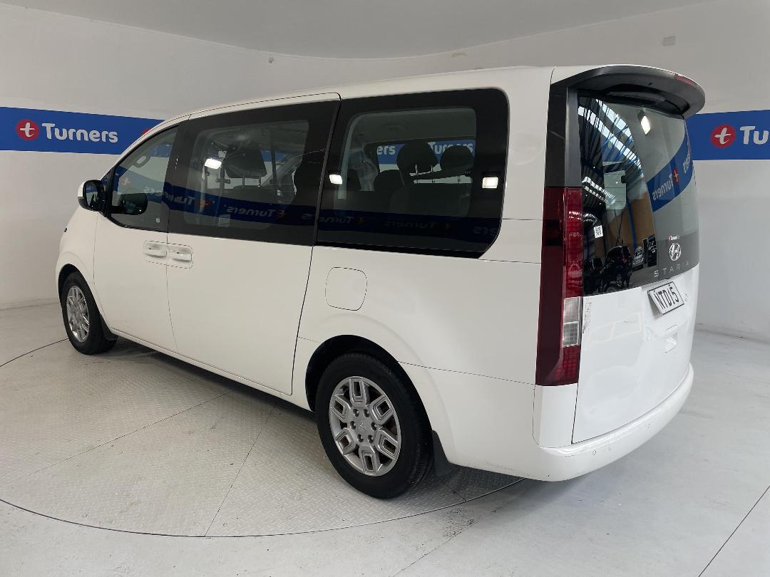 Photo '5' of Hyundai Staria