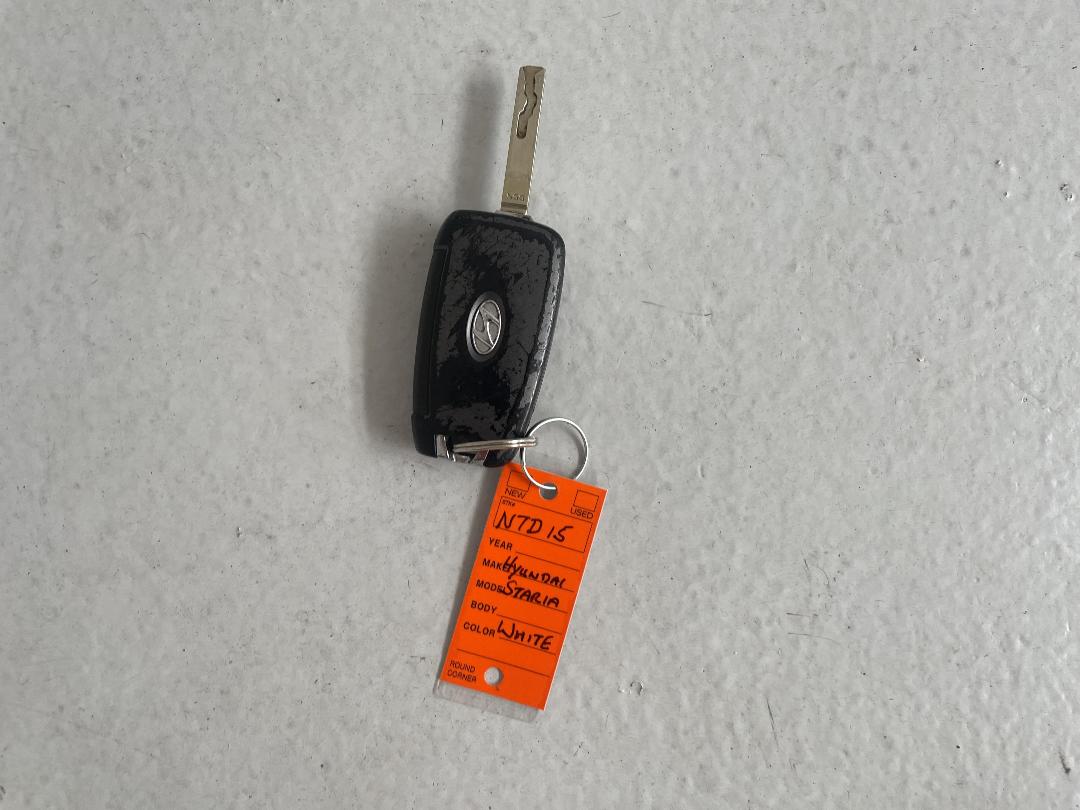 Photo '21' of Hyundai Staria