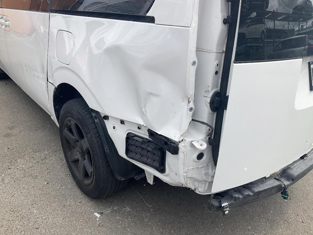 Photo '8' of Hyundai Staria Load