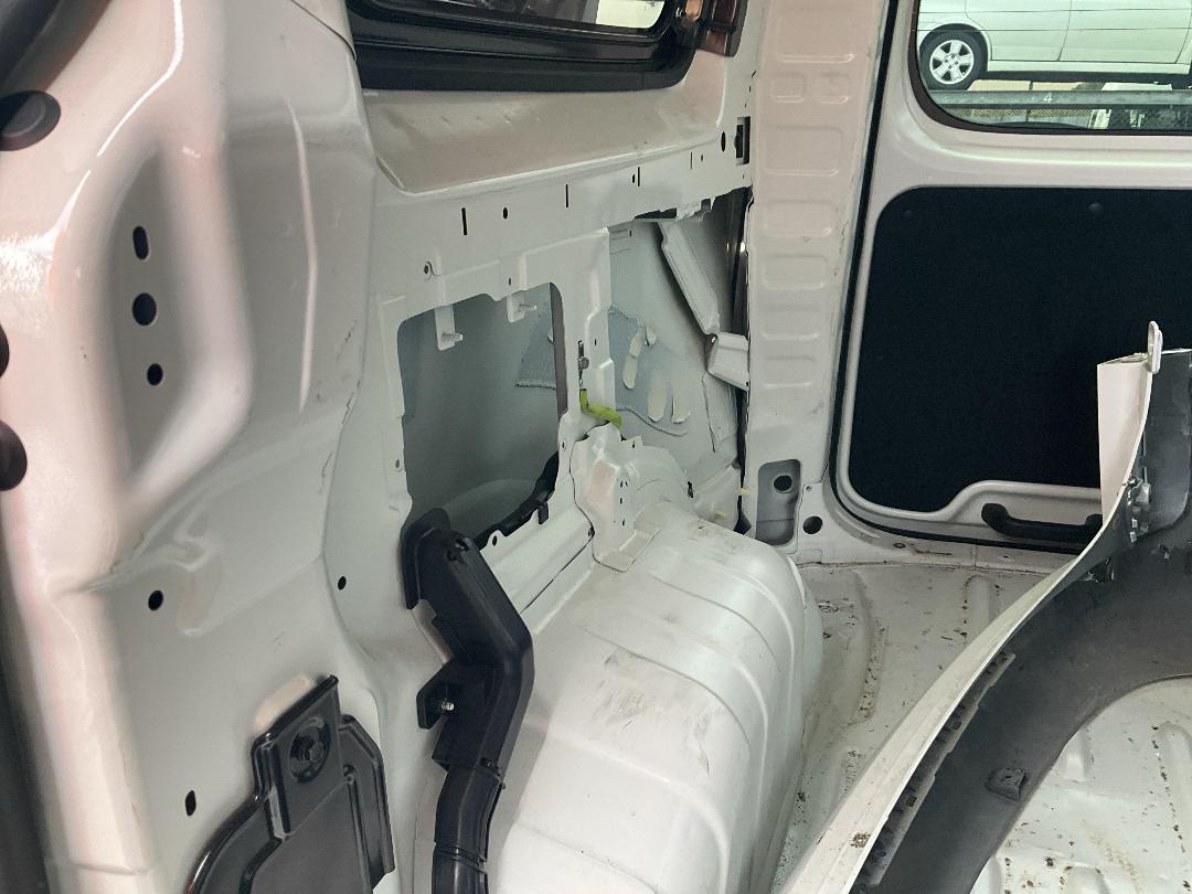 Photo '11' of Hyundai Staria Load