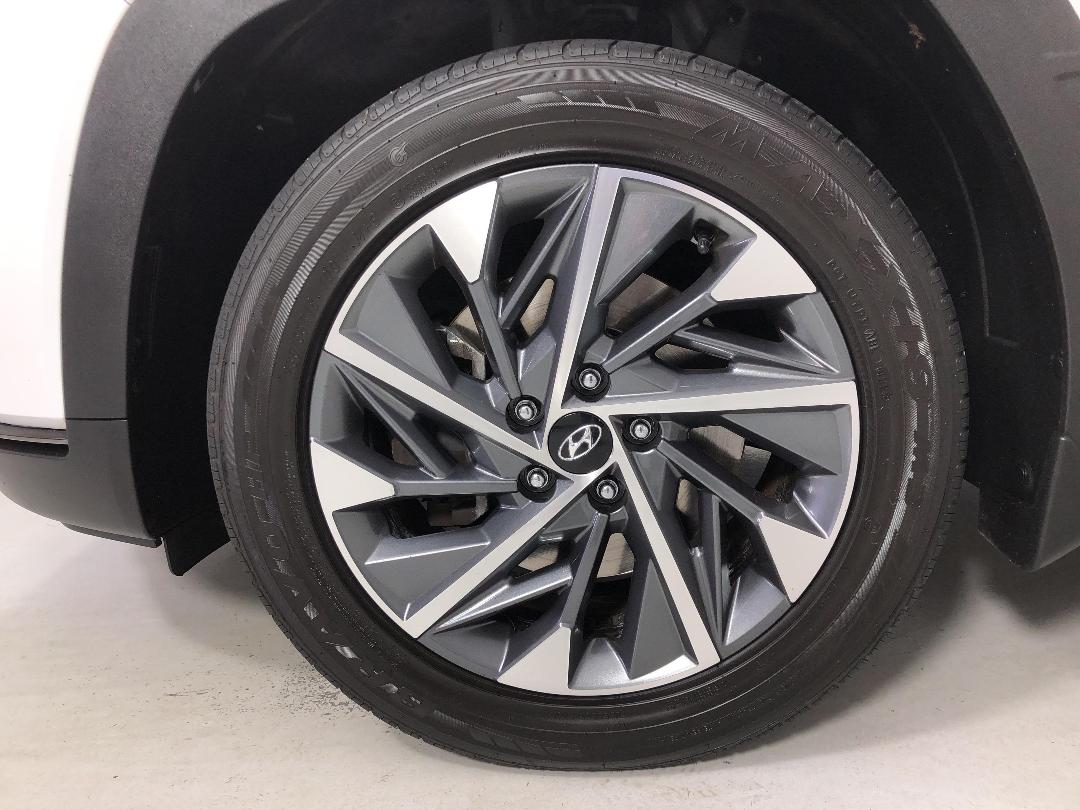 Photo '10' of Hyundai Tucson Photo '10' of Hyundai Tucson