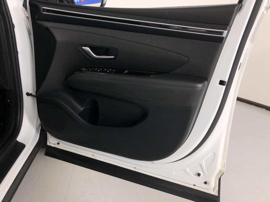 Photo '15' of Hyundai Tucson Photo '15' of Hyundai Tucson