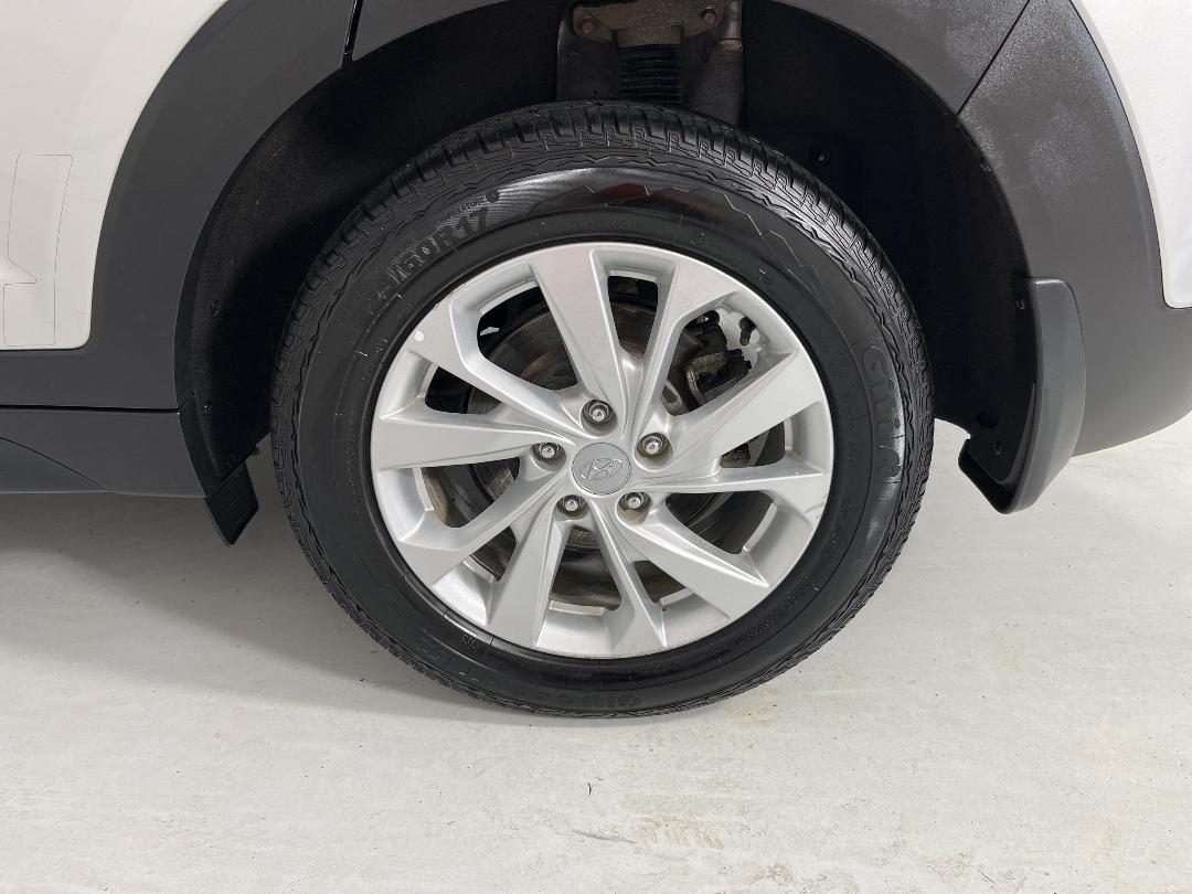 Photo '11' of Hyundai Tucson Photo '11' of Hyundai Tucson