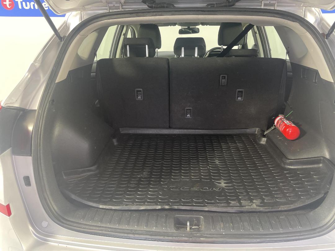 Photo '14' of Hyundai Tucson