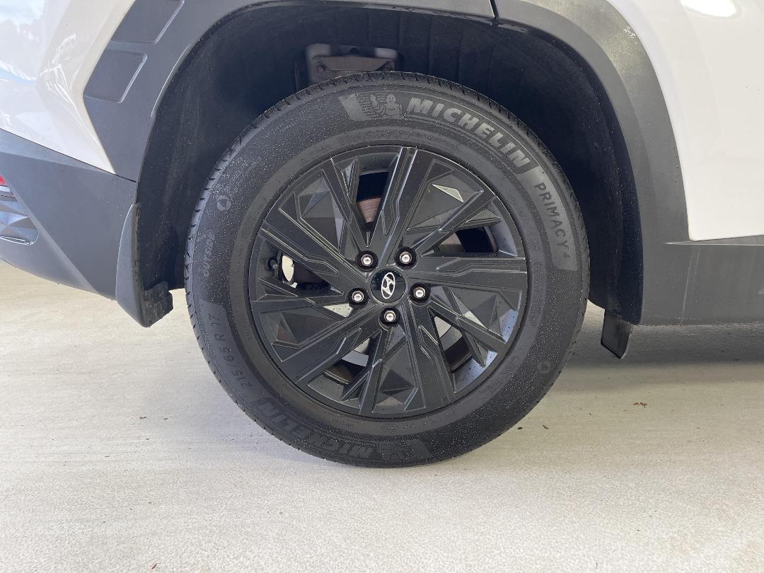 Photo '12' of Hyundai Tucson Photo '12' of Hyundai Tucson