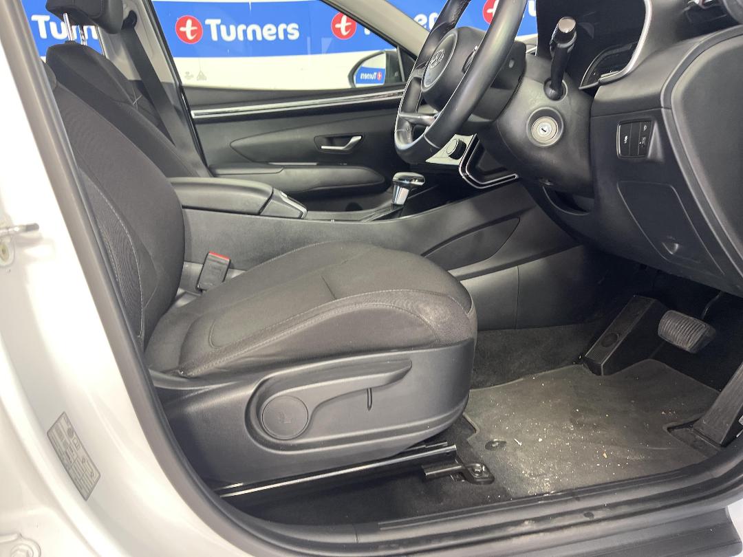 Photo '16' of Hyundai Tucson Photo '16' of Hyundai Tucson