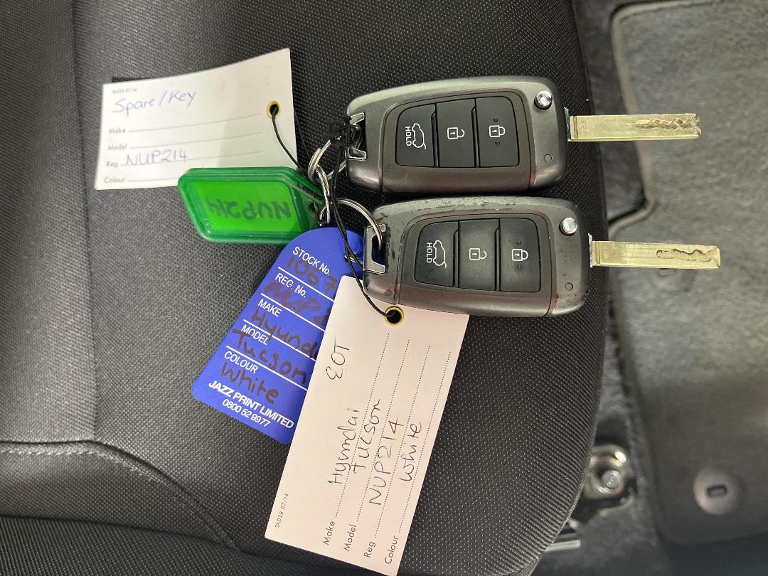 Photo '22' of Hyundai Tucson