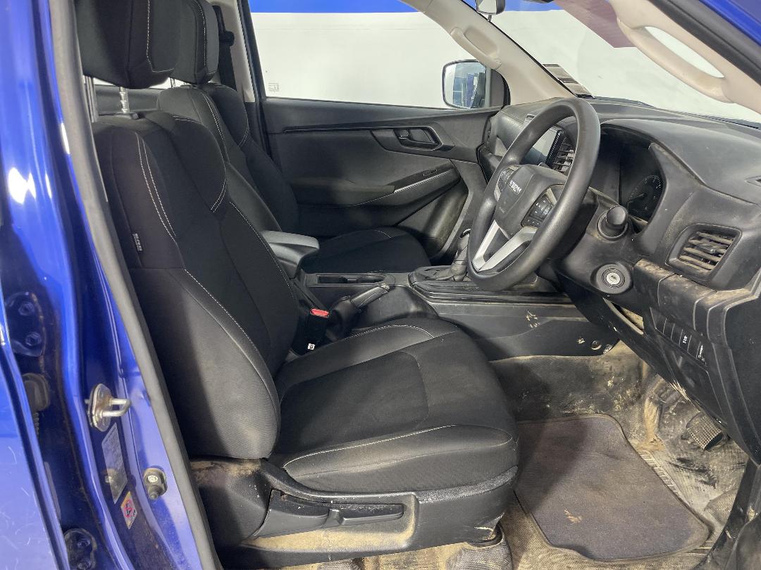 Photo '12' of Isuzu D-MAX LX Double CAB 2WD