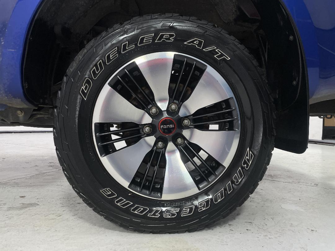 Photo '15' of Isuzu D-MAX LX Double CAB 2WD