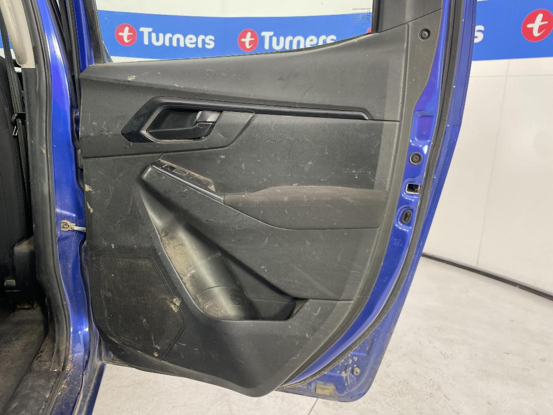 Photo '17' of Isuzu D-MAX LX Double CAB 2WD