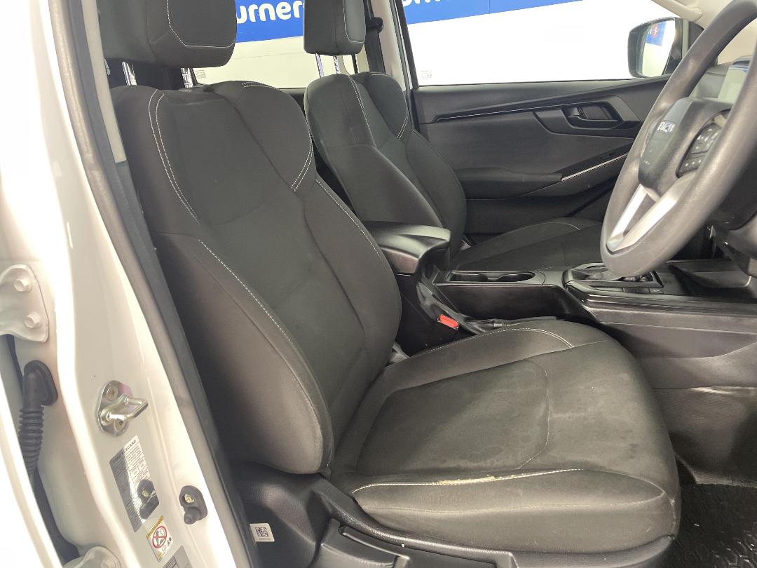 Photo '16' of Isuzu D-MAX