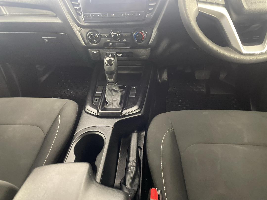 Photo '18' of Isuzu D-MAX