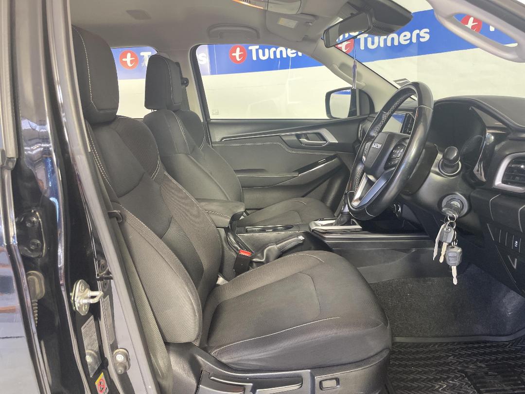 Photo '16' of Isuzu D-MAX