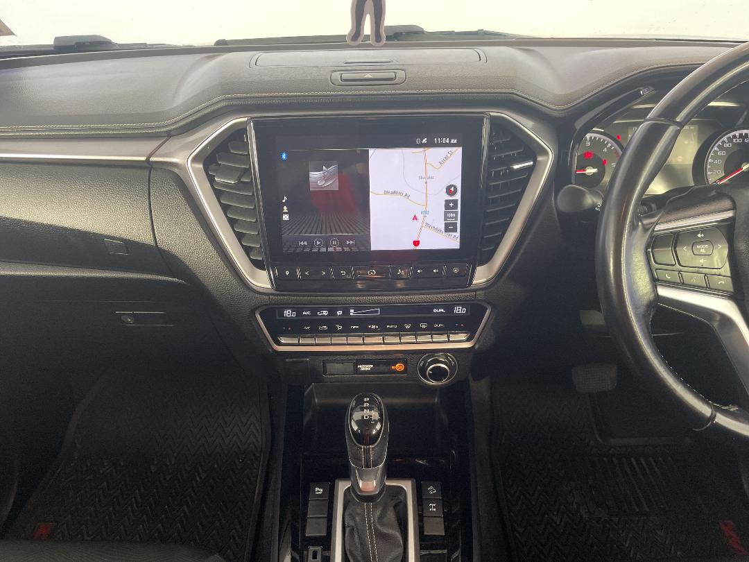 Photo '18' of Isuzu D-MAX