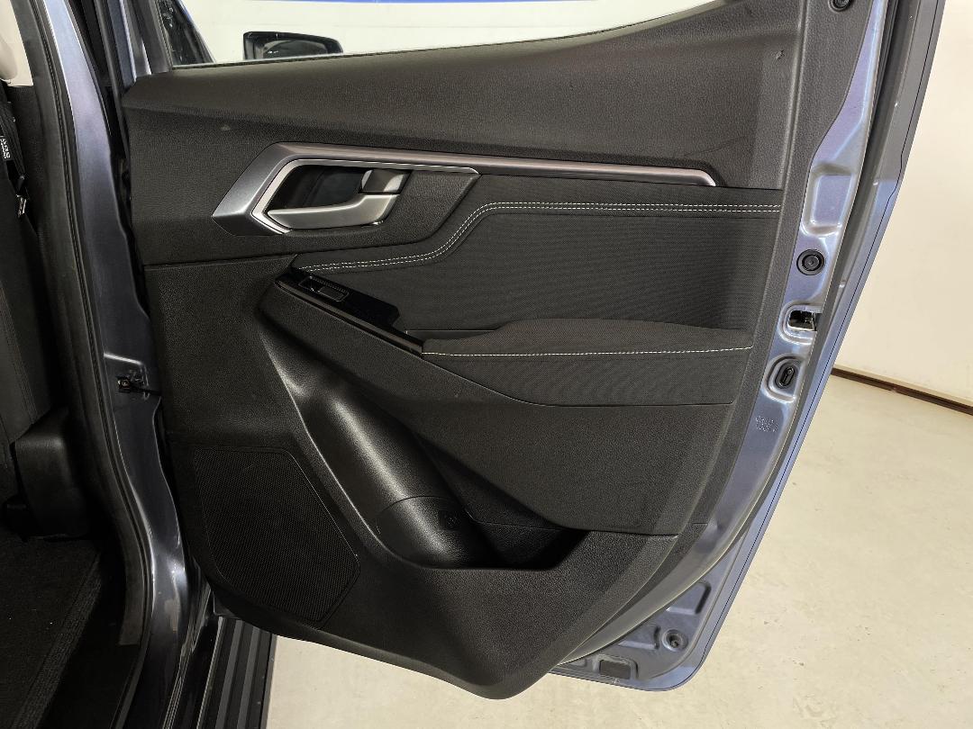 Photo '19' of Isuzu D-MAX