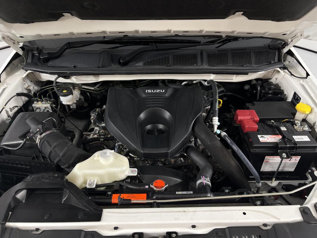 Photo '13' of Isuzu D-MAX