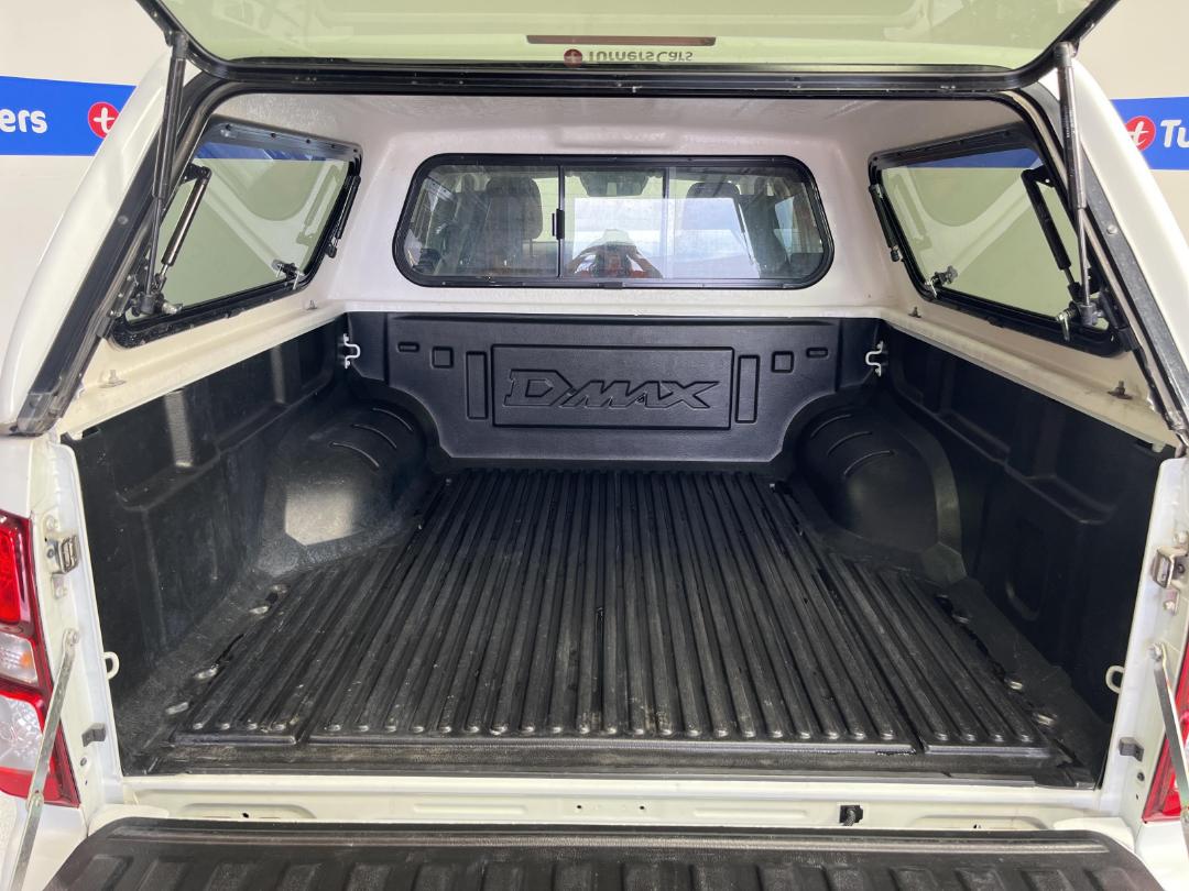 Photo '14' of Isuzu D-MAX