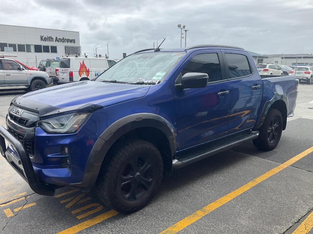 Photo '3' of Isuzu D-MAX X-Terrain Double CAB